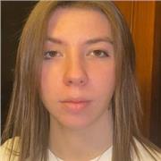 Paciente y explicando de diferentes maneras algo que no entiendan.